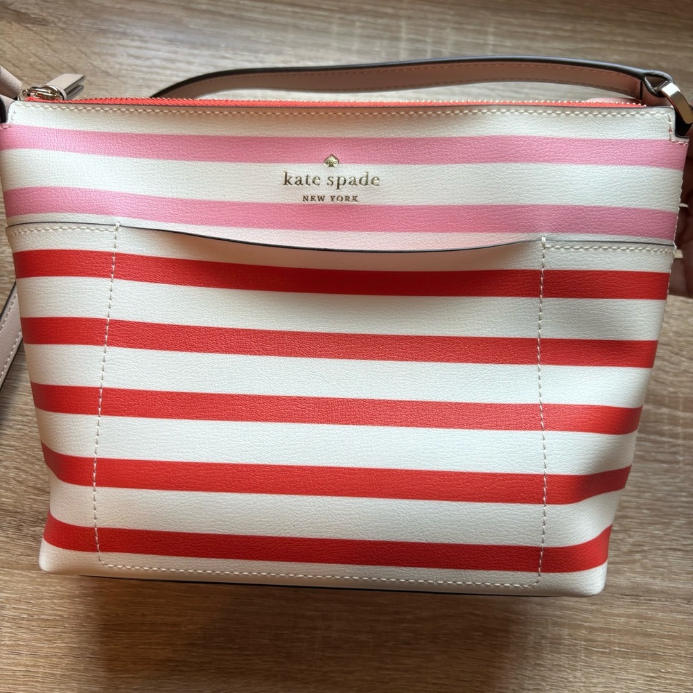 Kate Spade Patrice tropical stripe crossbody purse medium - never been used